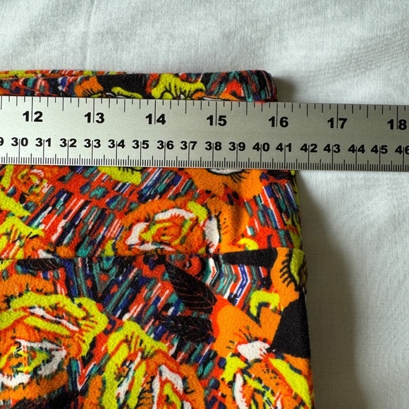 LulaRoe Women's Bright Abstract Flower Print Leggings Orange Tall & Curvy Lounge - Picture 8 of 12